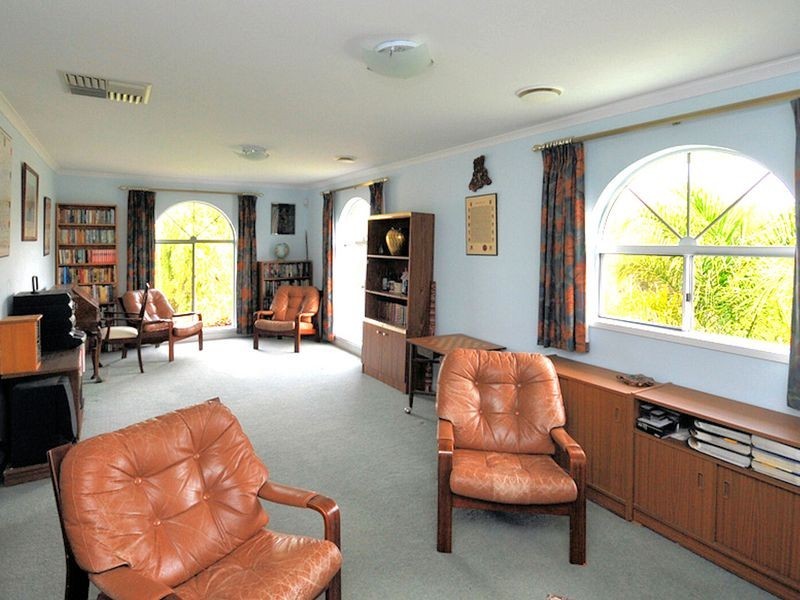 136 Hilda Drive, Ravenswood VIC 3453