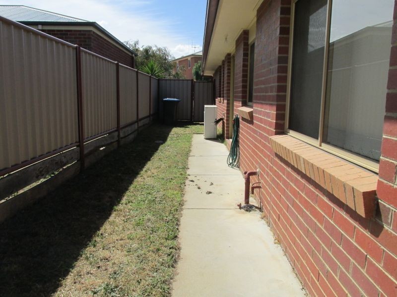 9 Claire Court, Kennington VIC 3550