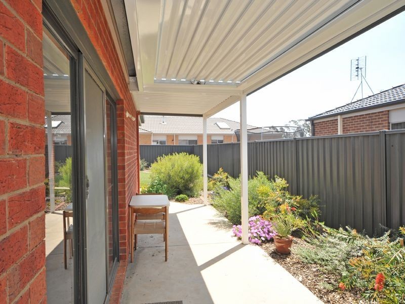 2 Peninsula Drive, Eaglehawk VIC 3556