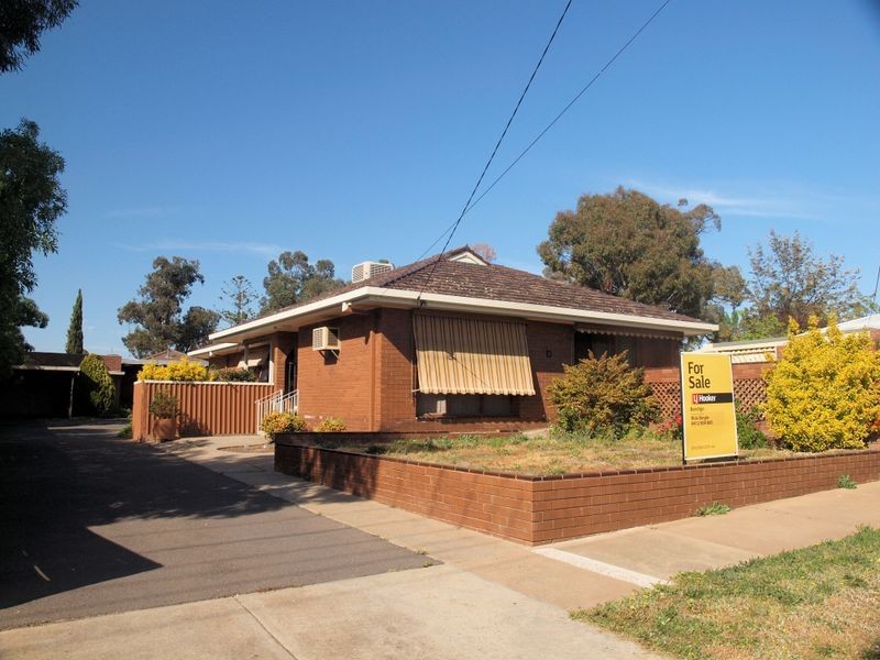 2 James Street, Strathdale VIC 3550