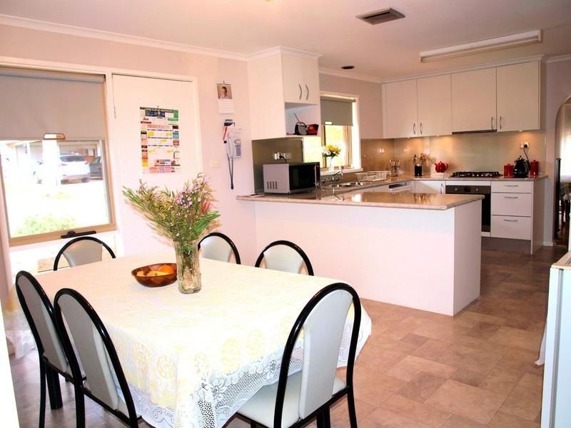 42 Ross street, Heathcote VIC 3523