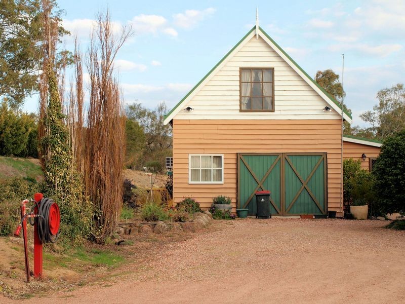 136 Hilda Drive, Ravenswood VIC 3453 LJ Hooker Bendigo Withdrawn