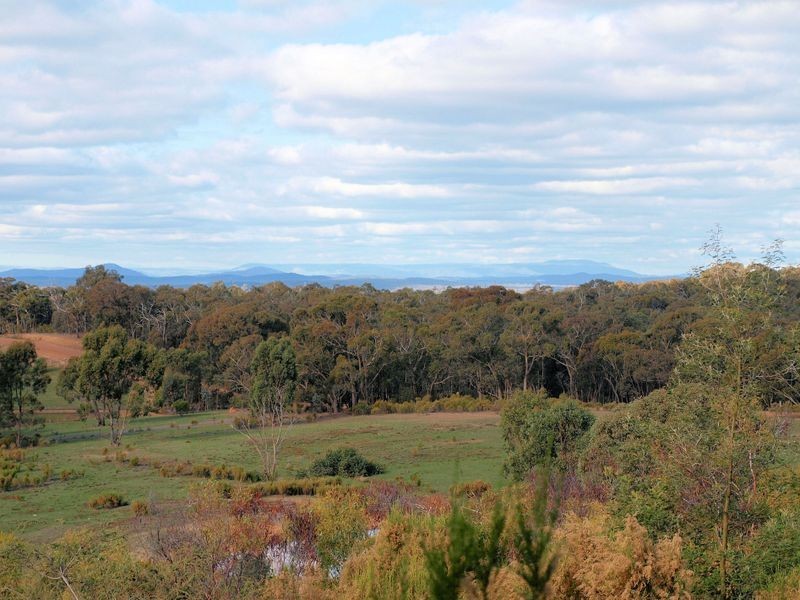 210 Hall Rd, Heathcote VIC 3523