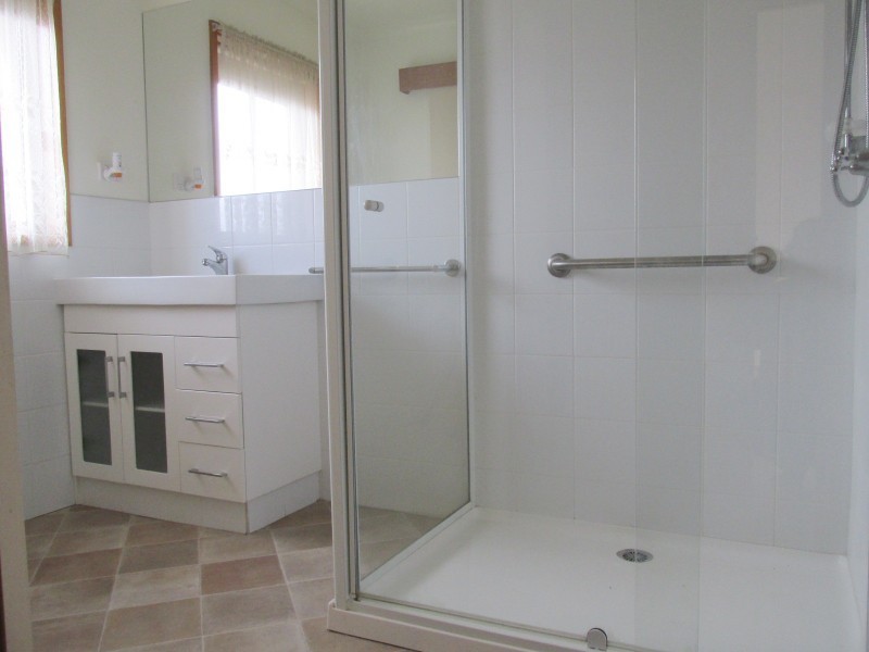 1/10 Emmett Street, Golden Square VIC 3555