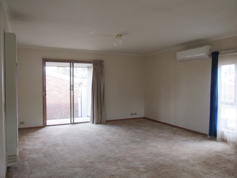 1/10 Emmett Street, Golden Square VIC 3555