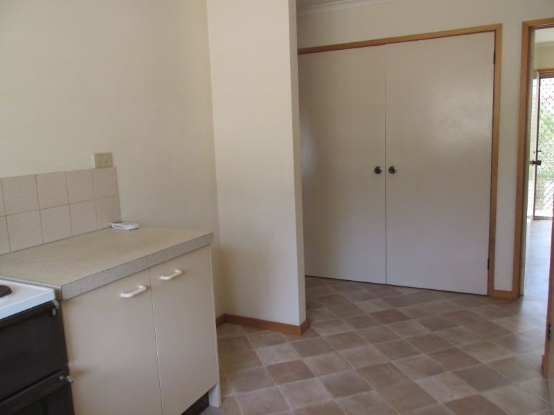 1/10 Emmett Street, Golden Square VIC 3555