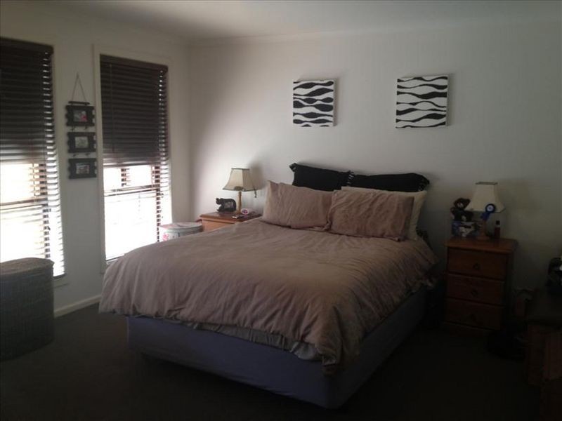 93 Mistletoe Street, Golden Square VIC 3555