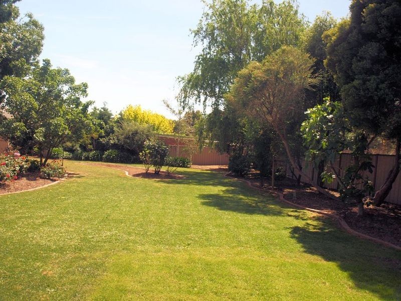 3 Snow Gum Court, Strathdale VIC 3550