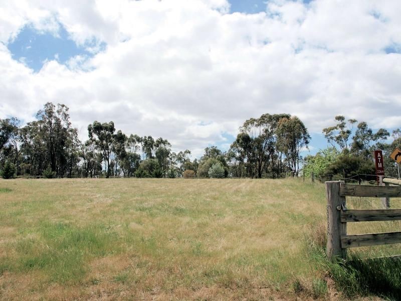 90 Heathcote-Redesdale Road, Heathcote VIC 3523