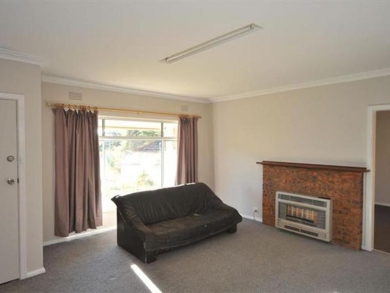 3 Pethard Place, Golden Square VIC 3555