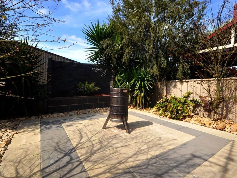 7 Seventh Hill Court, White Hills VIC 3550