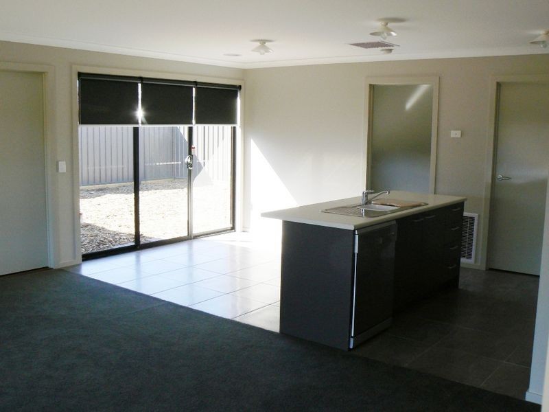 2 Yellowgum Drive, Epsom VIC 3551