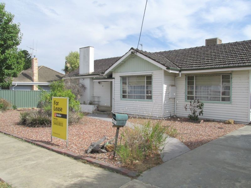 13 Theodore Street, Flora Hill VIC 3550