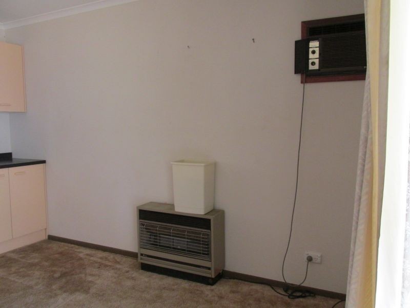 13 Theodore Street, Flora Hill VIC 3550