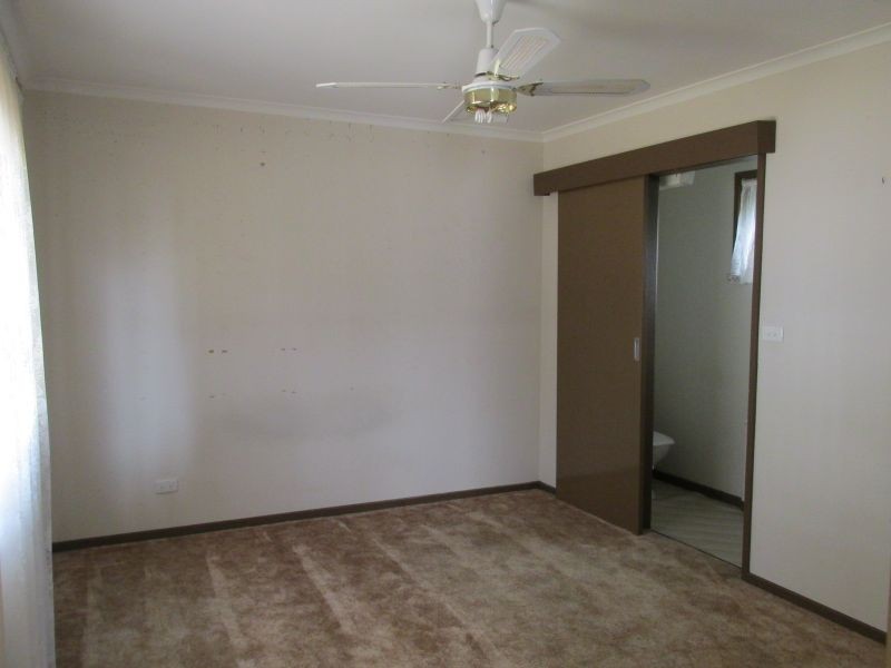 13 Theodore Street, Flora Hill VIC 3550