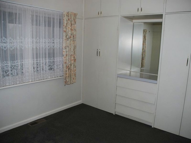 5 Alamein Court, Golden Square VIC 3555