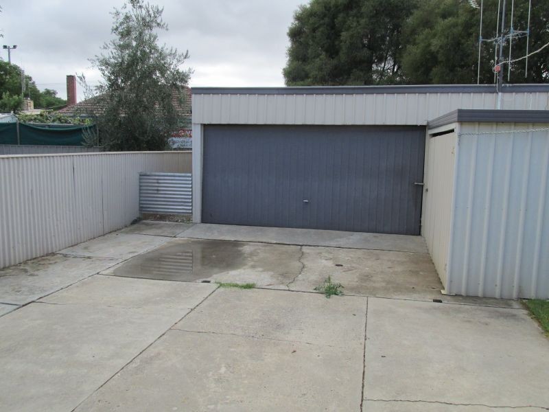 5 Alamein Court, Golden Square VIC 3555