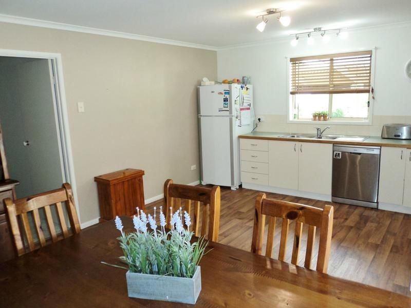 16 Banool Street, Golden Square VIC 3555