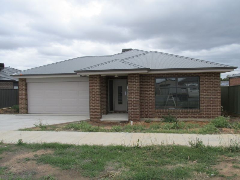 222 Station Street, Epsom VIC 3551