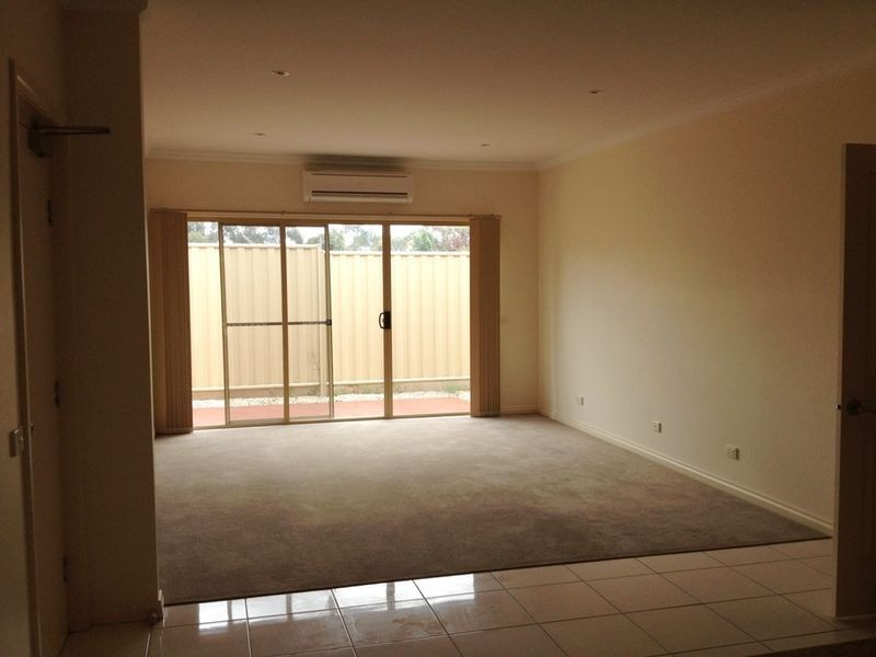 4/6 Friswell Avenue, Flora Hill VIC 3550