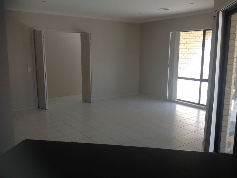 6 Preston Place, Golden Square VIC 3555