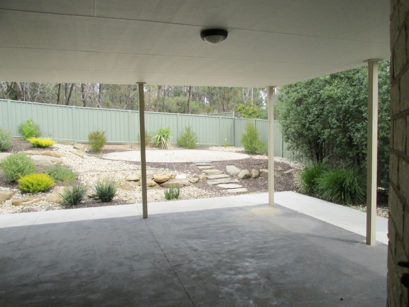 6 Preston Place, Golden Square VIC 3555