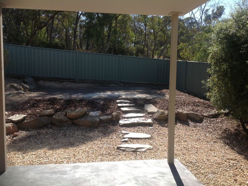6 Preston Place, Golden Square VIC 3555