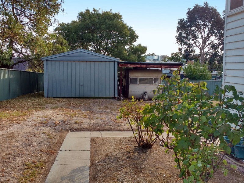 4 Edward Court, Kangaroo Flat VIC 3555