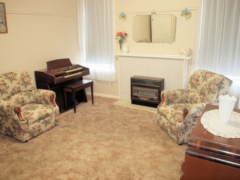 4 Edward Court, Kangaroo Flat VIC 3555