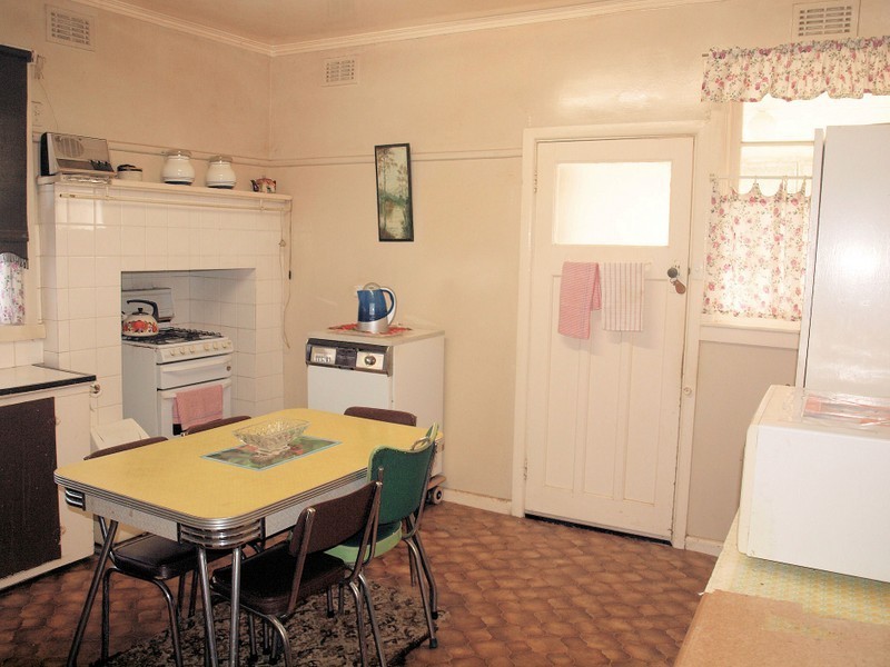 4 Edward Court, Kangaroo Flat VIC 3555