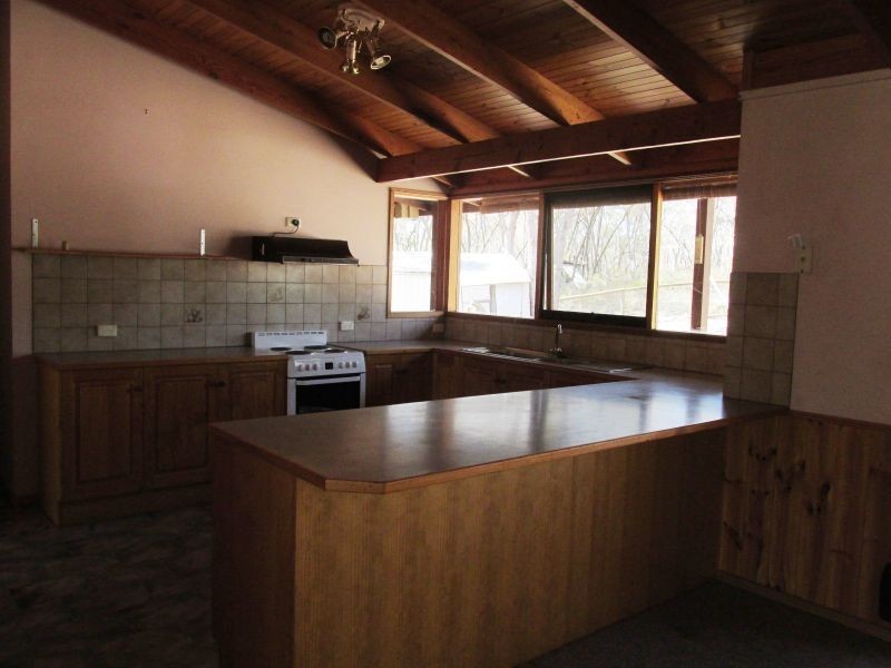 51 Axe Creek Road, Axe Creek VIC 3551