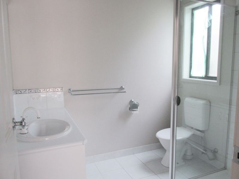 6 Preston Place, Golden Square VIC 3555