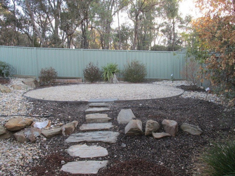 6 Preston Place, Golden Square VIC 3555