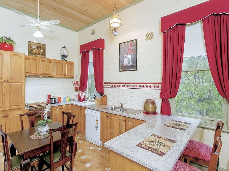 66 High Street, Heathcote VIC 3523