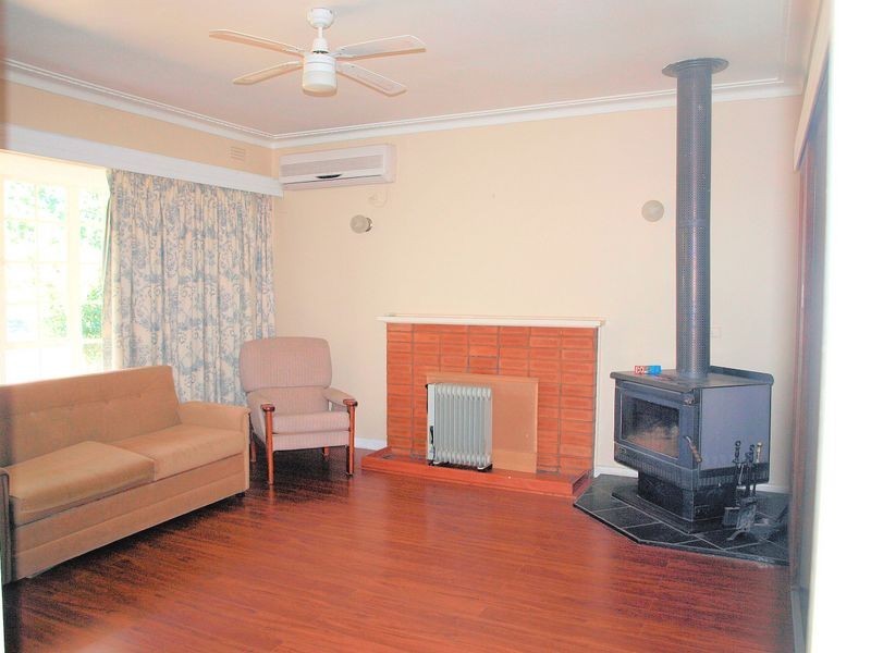 40 Wright Street, Heathcote VIC 3523