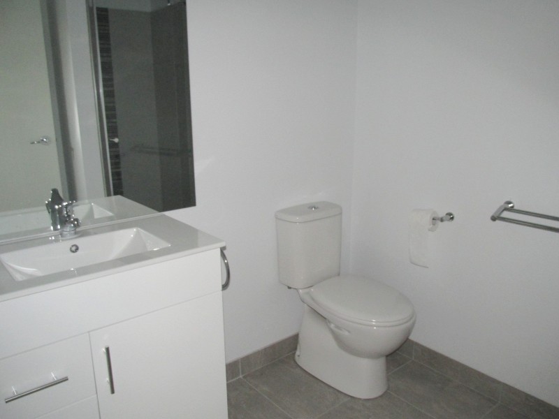 8A Houlahan Street, Flora Hill VIC 3550