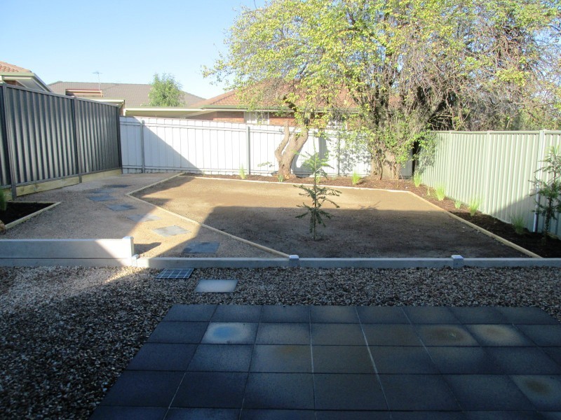 8A Houlahan Street, Flora Hill VIC 3550