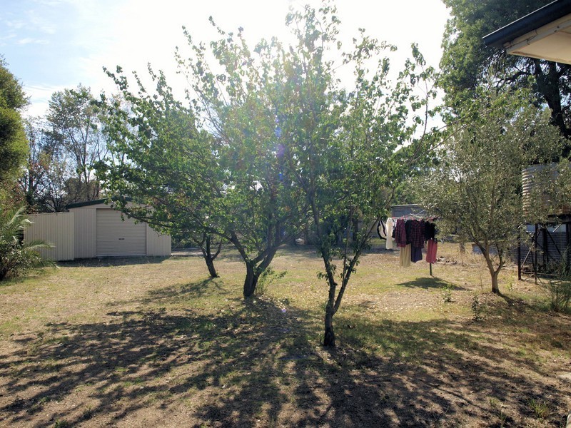 52 Playne Street, Heathcote VIC 3523