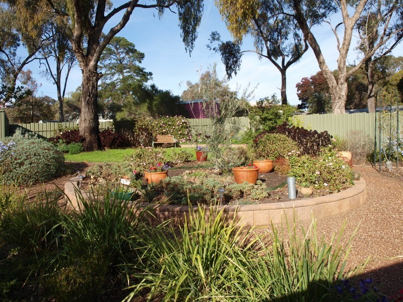 13 Autumn Gully Road, Spring Gully VIC 3550