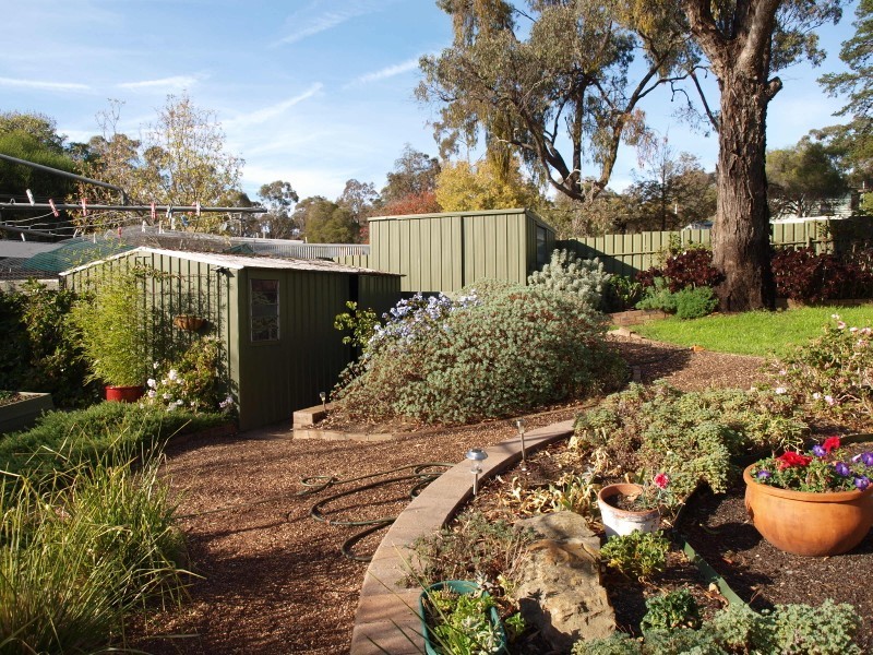 13 Autumn Gully Road, Spring Gully VIC 3550