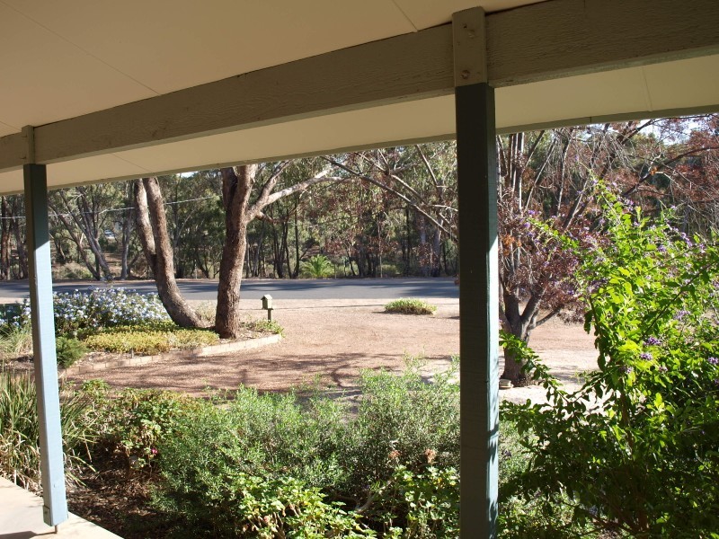 13 Autumn Gully Road, Spring Gully VIC 3550