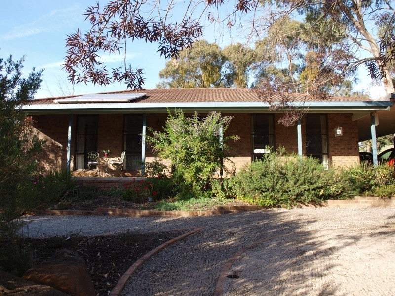 13 Autumn Gully Road, Spring Gully VIC 3550