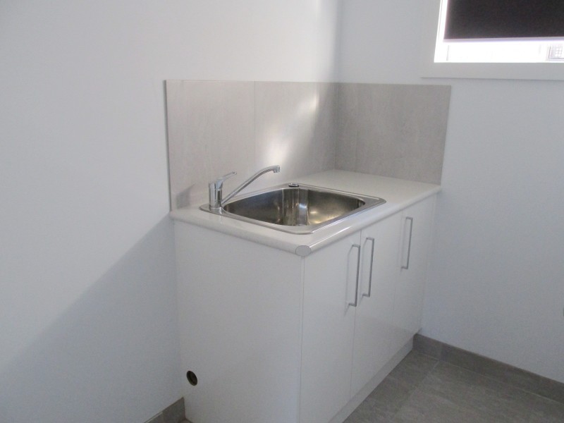 8B Houlahan Street, Flora Hill VIC 3550