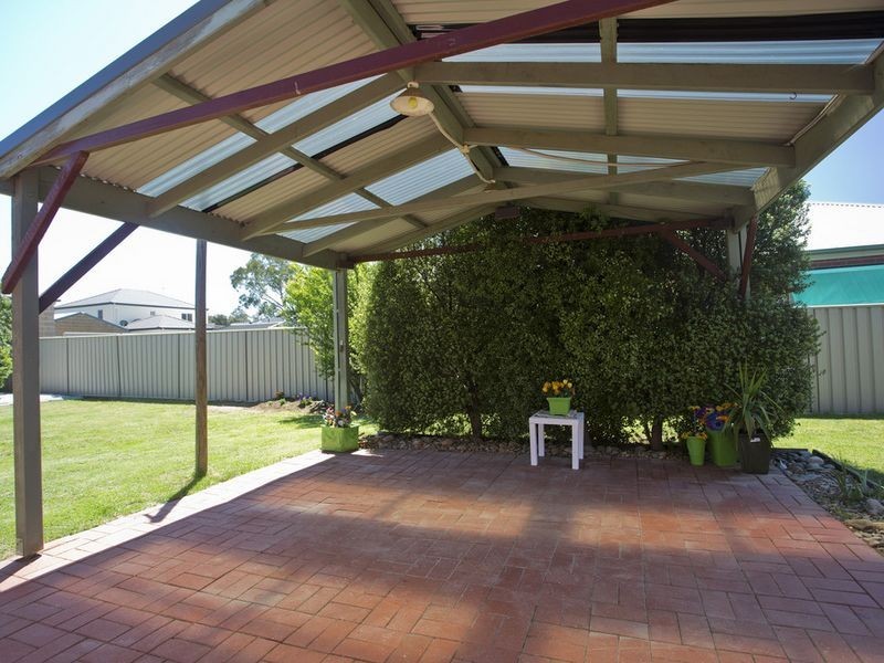 22 Saxby Drive, Strathfieldsaye VIC 3551