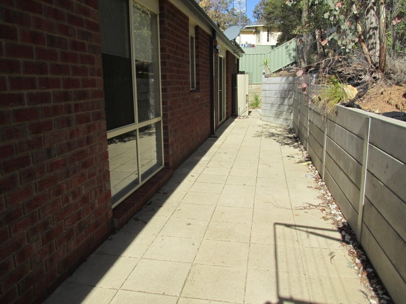 4/27A Lawson Street, Spring Gully VIC 3550