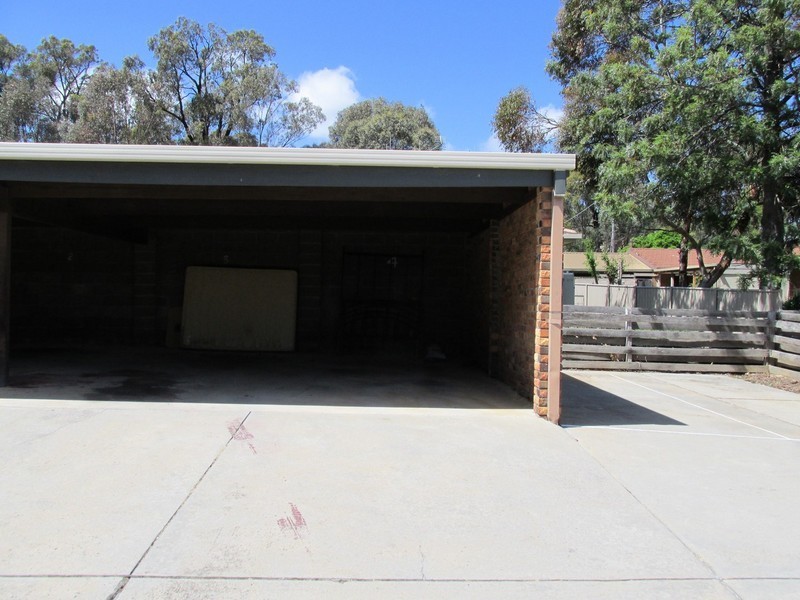 4/9 Aviary Court, Strathdale VIC 3550