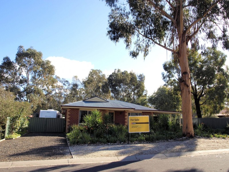 22 Wattle Drive, Heathcote VIC 3523