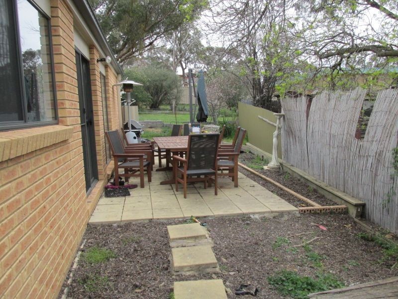 5/27A Lawson Street, Spring Gully VIC 3550