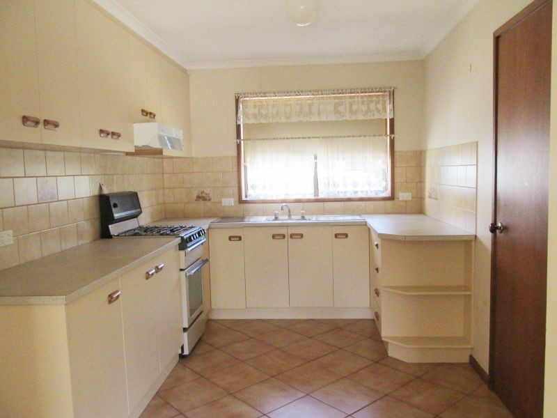 27 Curtain Street, Eaglehawk VIC 3556