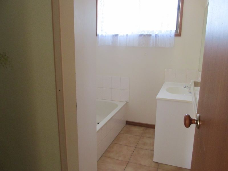 27 Curtain Street, Eaglehawk VIC 3556